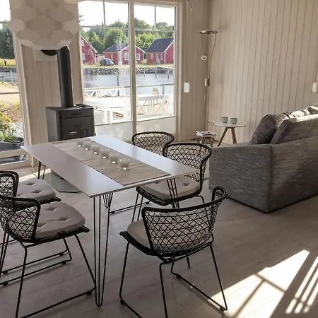 Chalet Pippilotta - Am Wasser By Interhome