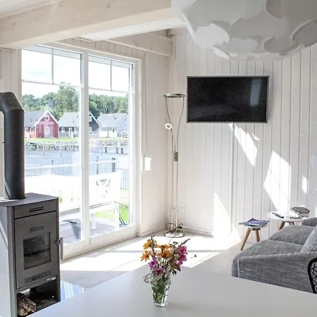 Chalet Pippilotta - Am Wasser By Interhome Chalet Wandlitz